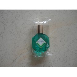 供應(yīng)*枕式包裝機(jī)，眼藥水包裝機(jī)，開(kāi)塞露包裝機(jī)，注射器包裝機(jī)