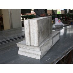 專業(yè)生產(chǎn)節(jié)能隔墻板，就來濟(jì)南譜藍(lán)，質(zhì)優(yōu)價(jià)廉，品質(zhì)有保障！