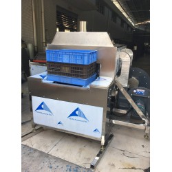 供應(yīng)周轉(zhuǎn)箱高壓噴淋清洗機