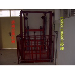 “二輪牽引式升降機哪家質(zhì)量好”---濟南忠燕機械制造有限公司，專業(yè)生產(chǎn)銷售二輪牽引式升降機 ！