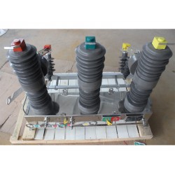 哪里有售高質(zhì)量的ZW32-12真空斷路器，專業(yè)的高壓真空斷路器