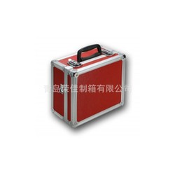 專業(yè)生產(chǎn)各種航空鋁箱，工具鋁箱，醫(yī)療鋁箱