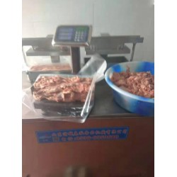 進(jìn)口肥牛肉磚機(jī)，加工肥牛板、肥牛肉卷設(shè)備和成型技術(shù)