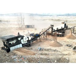 移動(dòng)式制砂機(jī)來(lái)了， 人工制沙無(wú)需廠房搭建Z89
