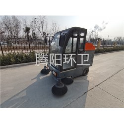 為什么選擇電動掃地車？